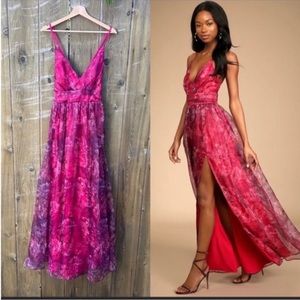Red and Magenta Floral Backless Organza Maxi Dress 🌿